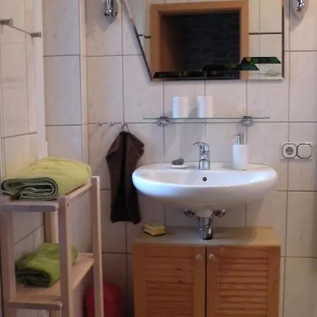 Altes Pastorenhus - Land Und Апартаменты