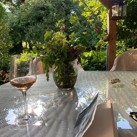 Апартаменты Altes Pastorenhus - Land Und *