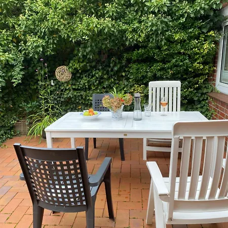 Altes Pastorenhus - Land Und Apartment Osterbruch