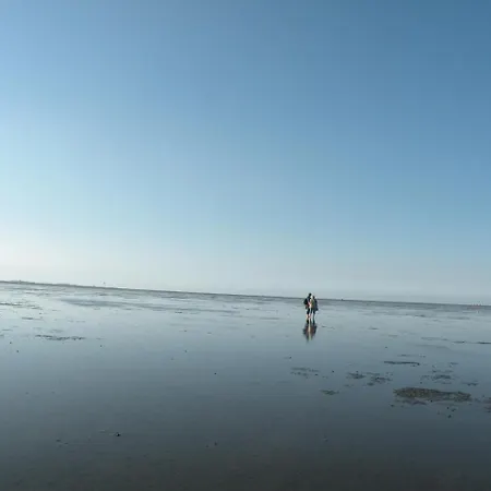 Апартаменты Altes Pastorenhus - Land Und