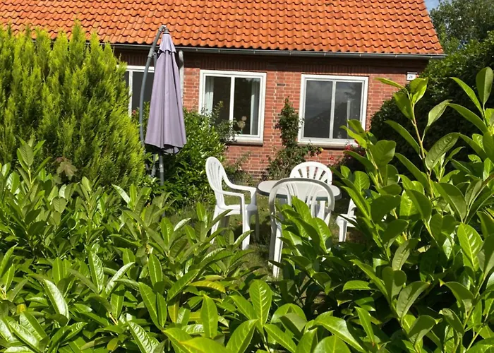 Altes Pastorenhus - Land Und Apartamento Osterbruch